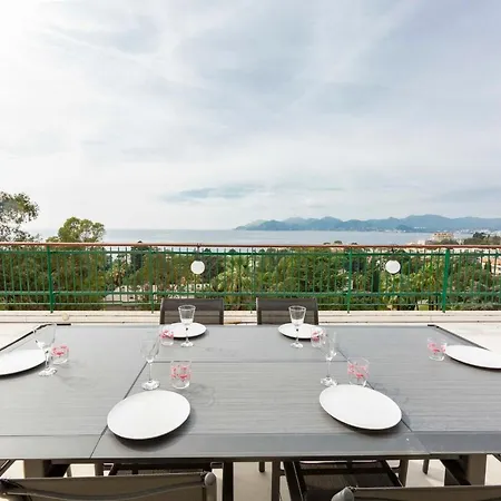 Luxury Penthouse Breathtaking Sea View 200m2 Terrace In The Center Casa vacanze *
